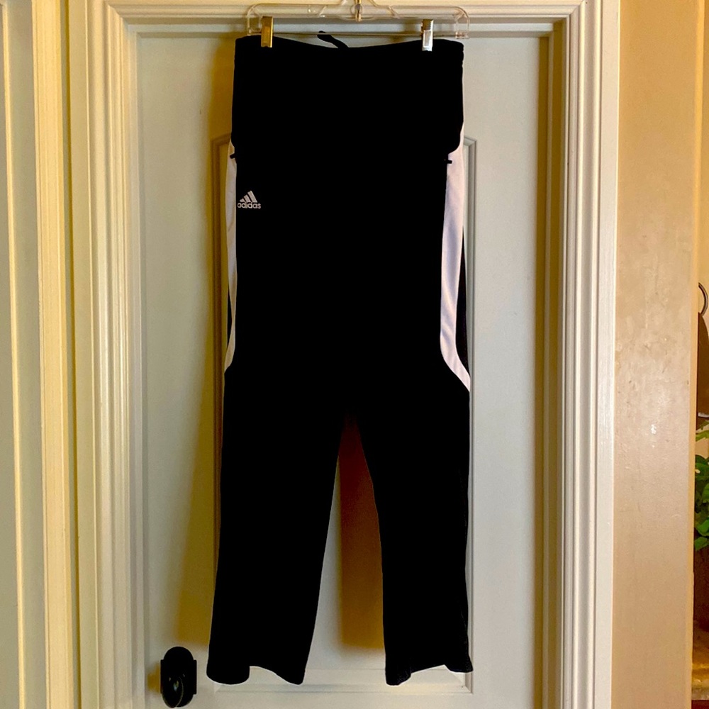 Women’s Adidas Sweatpants.